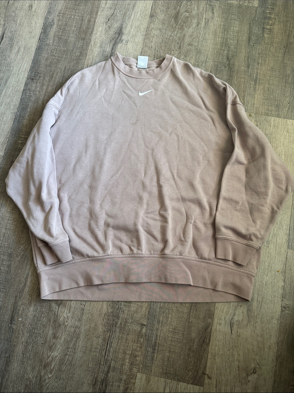 Nike women’s Crewneck Sweatshirt in Dusty Rose with White Swooshing